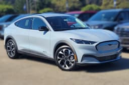 Ford Mustang Mach-E Select RWD 2026 — side view