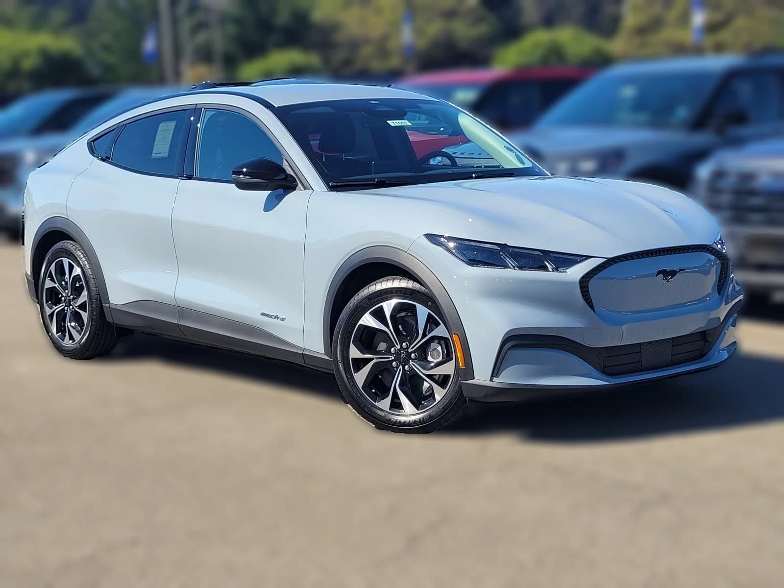 Ford Mustang Mach-E Select RWD 2026 — side view