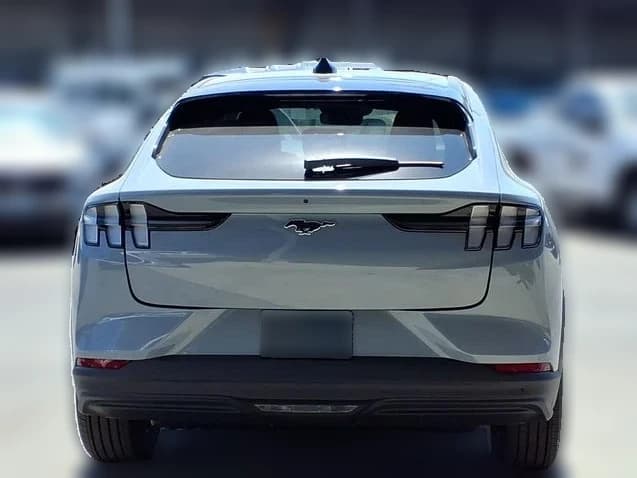 Ford Mustang Mach-E Select RWD 2026 — side view