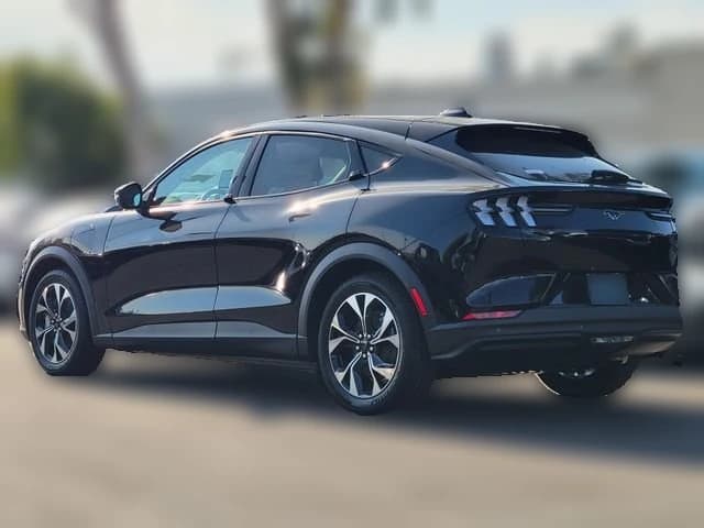 Ford Mustang Mach-E Select RWD 2026 — side view
