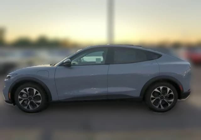 Ford Mustang Mach-E Select RWD 2026 — side view
