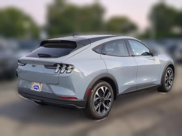 Ford Mustang Mach-E Select RWD 2026 — side view