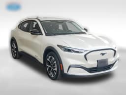 Ford Mustang Mach-E Select RWD 2026 — side view
