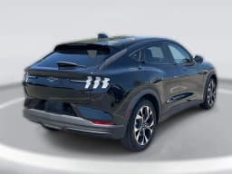 Ford Mustang Mach-E Select RWD 2026 — side view