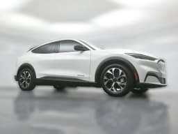 Ford Mustang Mach-E Select RWD 2026 — side view