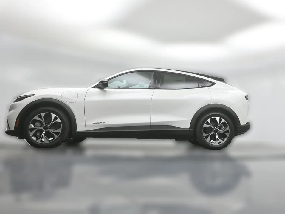 Ford Mustang Mach-E Select RWD 2026 — side view