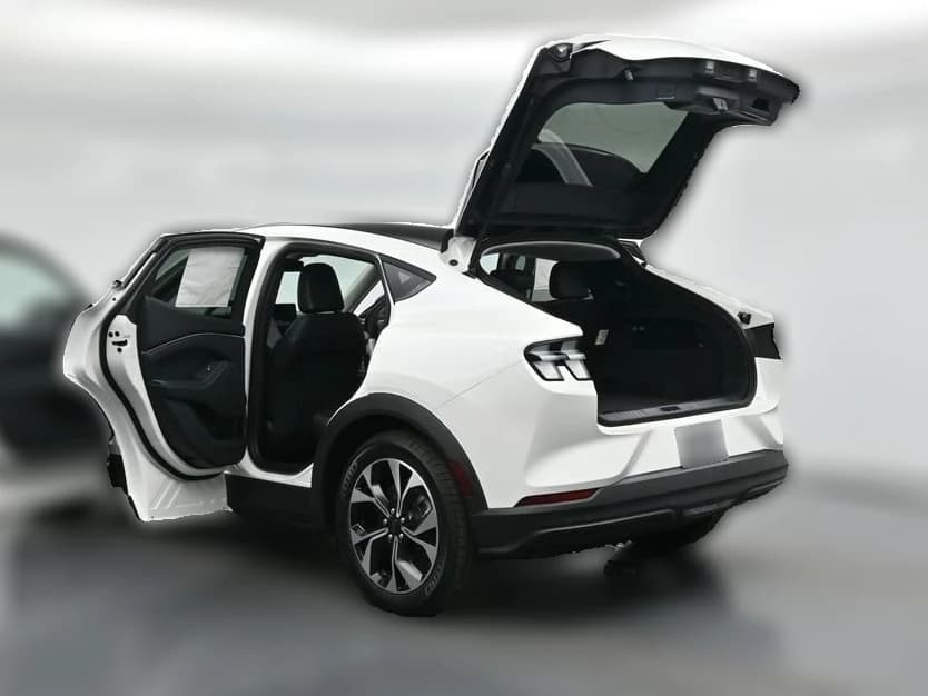 Ford Mustang Mach-E Select RWD 2026 — side view