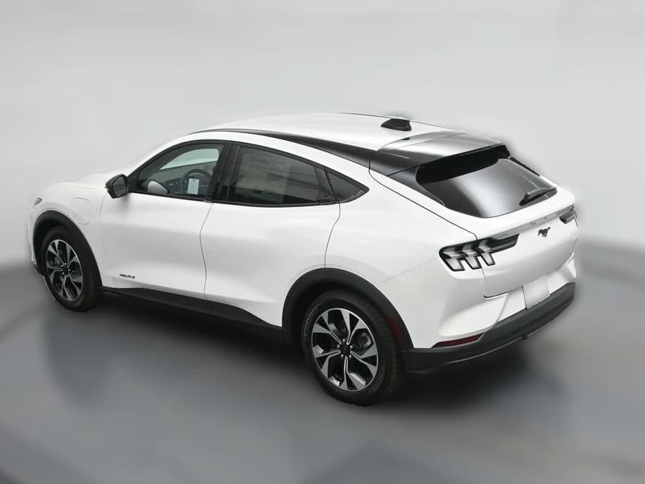 Ford Mustang Mach-E Select RWD 2026 — side view