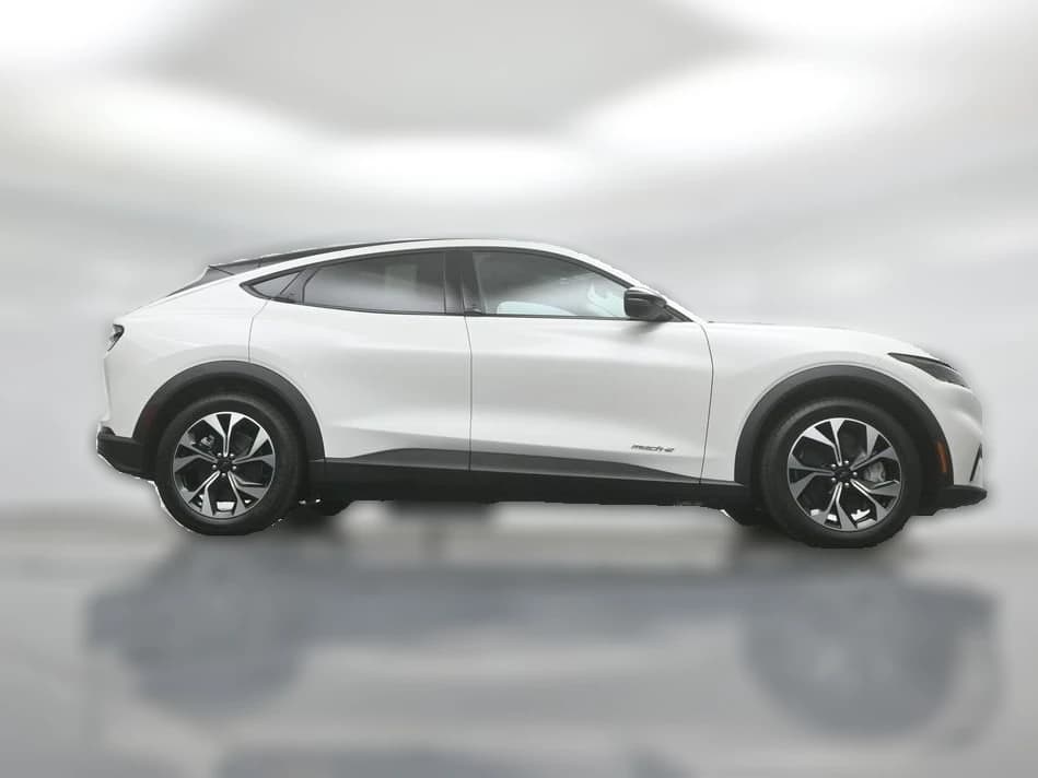 Ford Mustang Mach-E Select RWD 2026 — side view