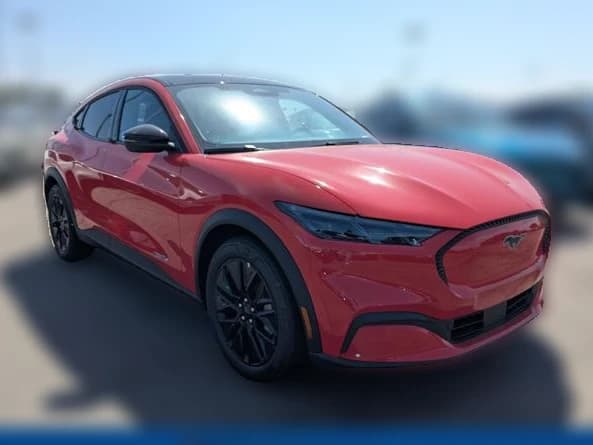 Ford Mustang Mach-E Select RWD 2026 — side view