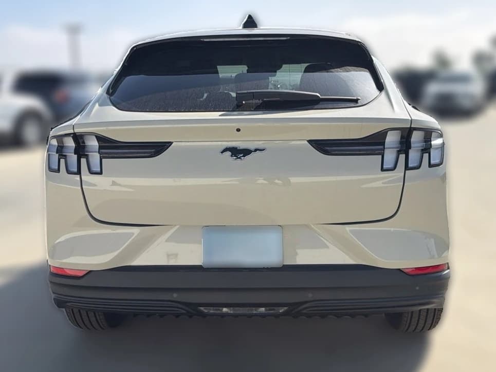 Ford Mustang Mach-E Select RWD 2026 — side view