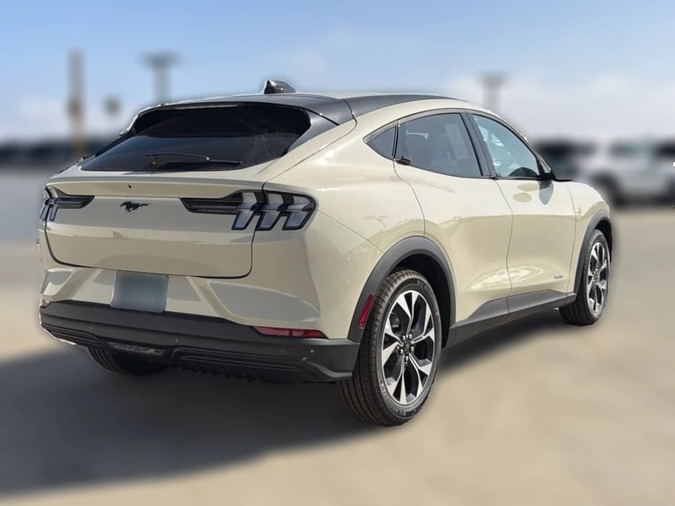 Ford Mustang Mach-E Select RWD 2026 — side view