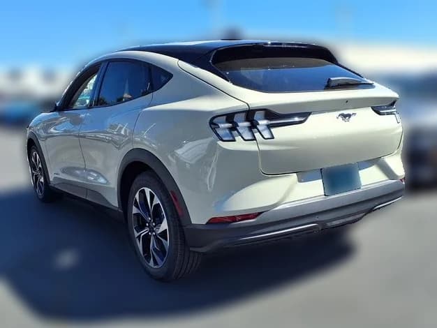 Ford Mustang Mach-E Select RWD 2026 — side view