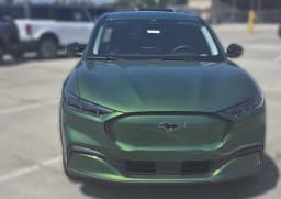 Ford Mustang Mach-E Select RWD 2026 — side view