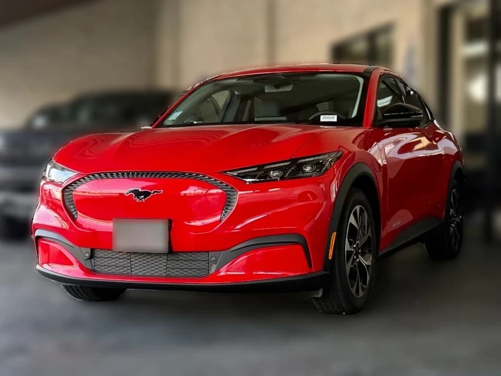 Ford Mustang Mach-E Select AWD 2026 — side view