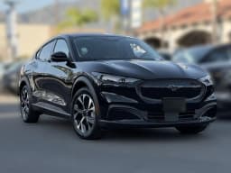 Ford Mustang Mach-E Select AWD 2026 — side view