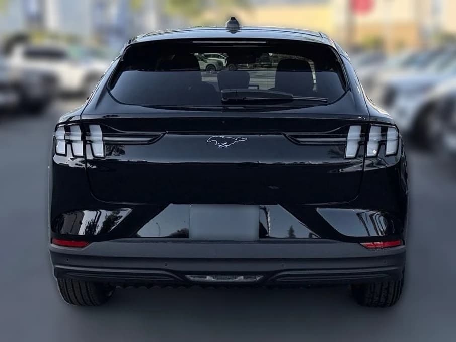 Ford Mustang Mach-E Select AWD 2026 — side view