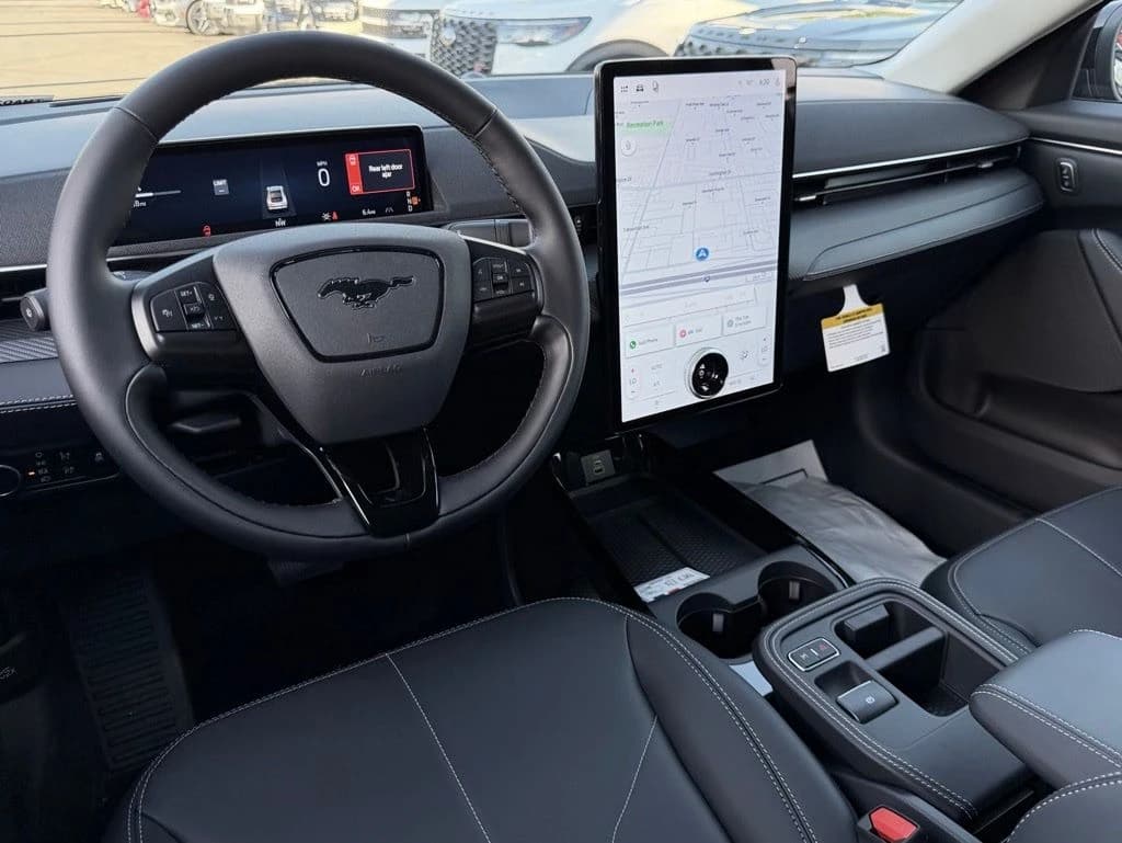 Ford Mustang Mach-E Select AWD 2026 — side view