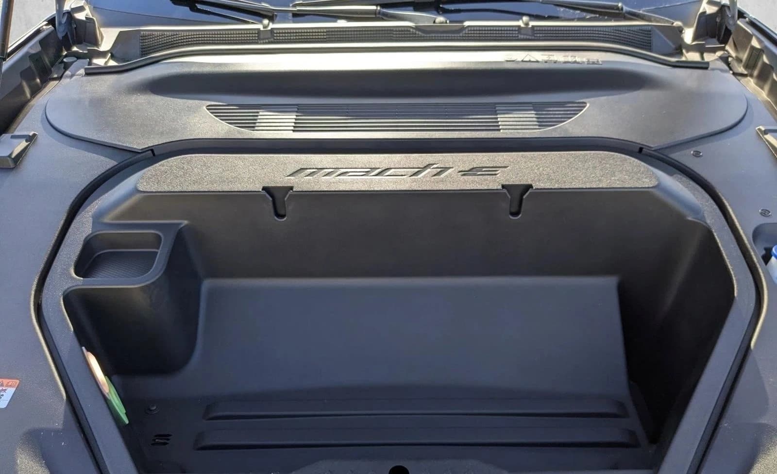 Ford Mustang Mach-E Premium RWD 2026 — side view