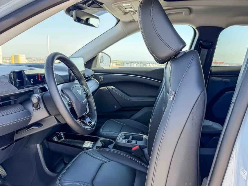 Ford Mustang Mach-E Premium RWD 2026 — side view