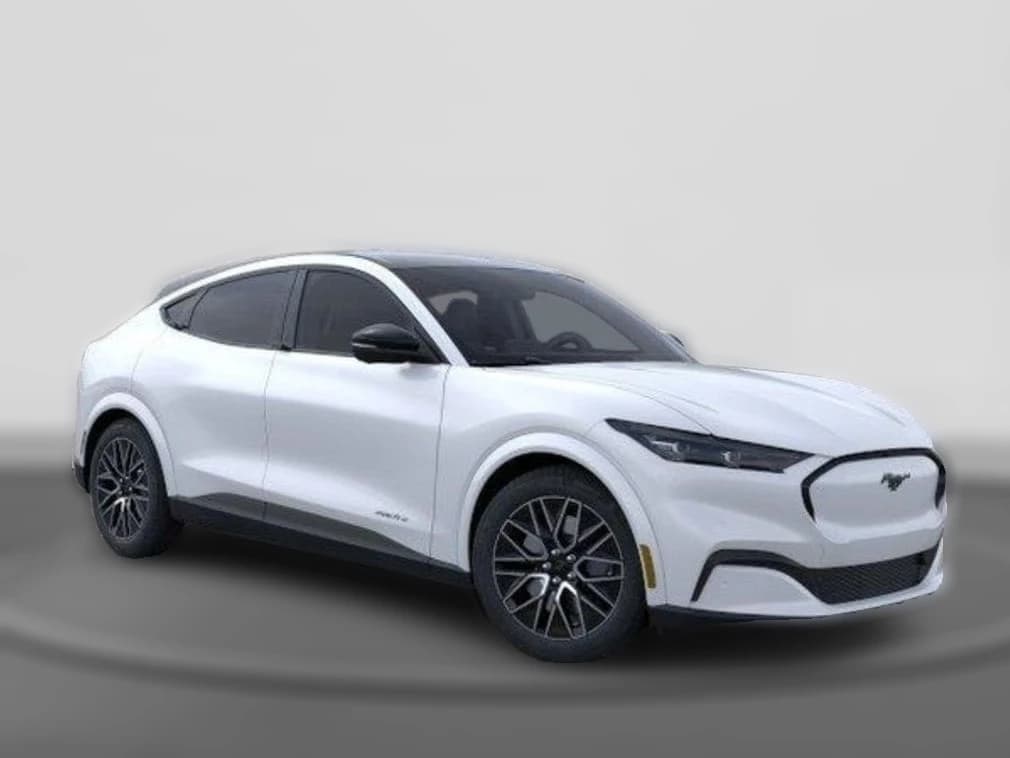 Ford Mustang Mach-E Premium RWD 2026 — side view