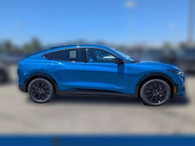 Ford Mustang Mach-E Premium RWD 2026 — side view