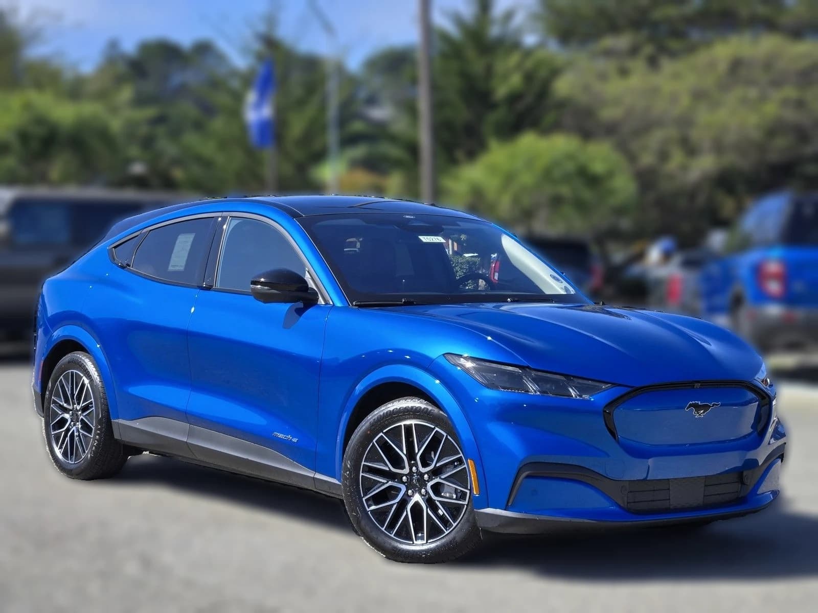 Ford Mustang Mach-E Premium RWD 2026 — side view
