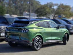 Ford Mustang Mach-E Premium RWD 2026 — side view