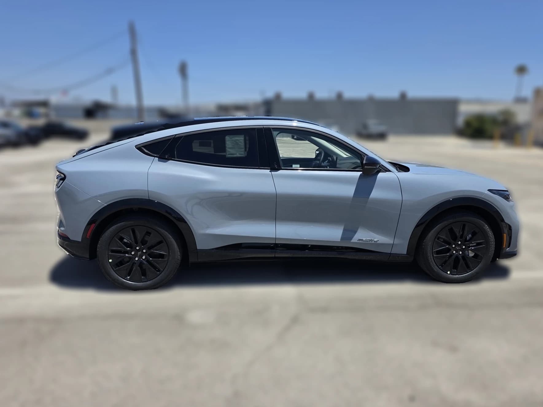 Ford Mustang Mach-E Premium RWD 2026 — side view