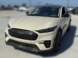 Ford Mustang Mach-E Premium RWD 2026 — side view