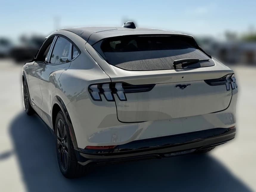 Ford Mustang Mach-E Premium RWD 2026 — side view