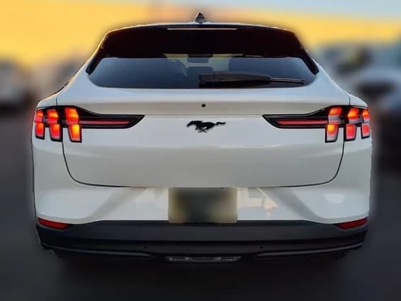Ford Mustang Mach-E Premium RWD 2026 — side view
