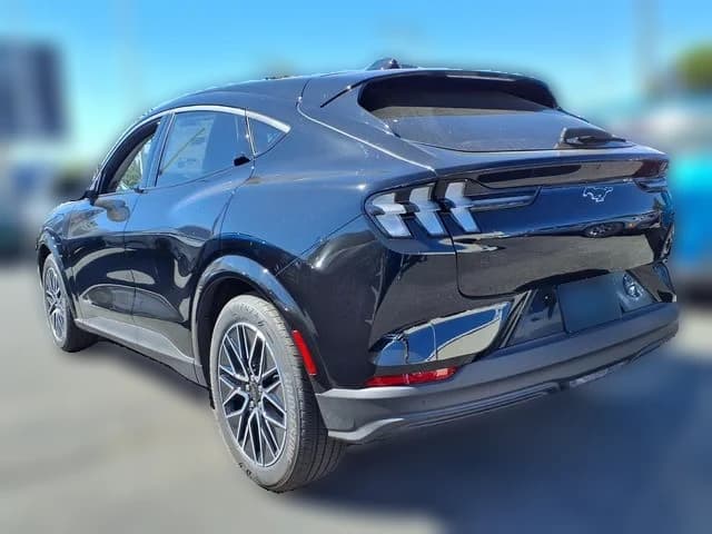 Ford Mustang Mach-E Premium RWD 2026 — side view