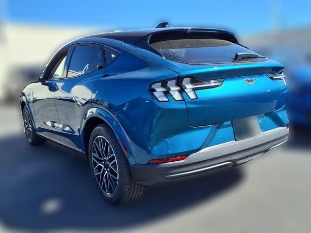 Ford Mustang Mach-E Premium RWD 2026 — side view