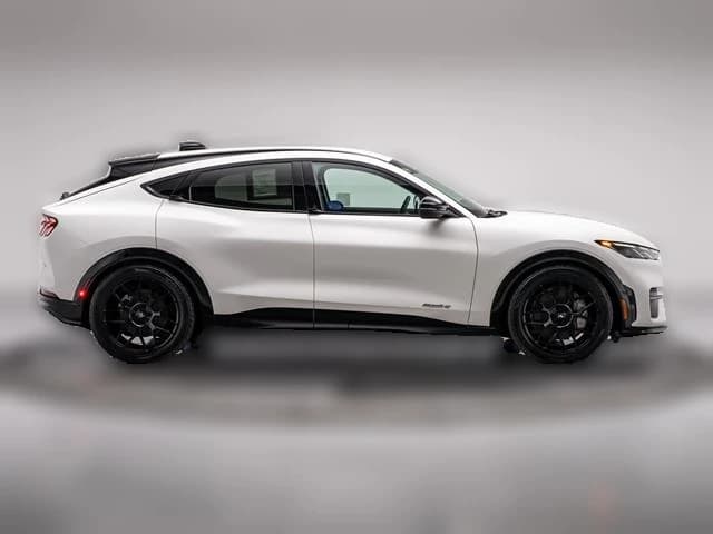 Ford Mustang Mach-E Premium RWD 2026 — side view