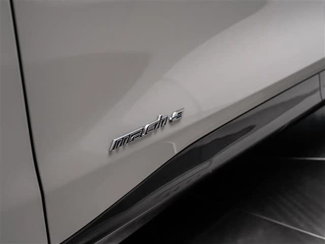 Ford Mustang Mach-E Premium RWD 2026 — side view