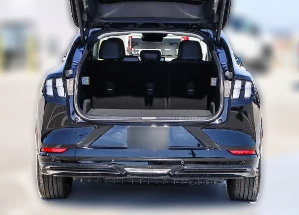 Ford Mustang Mach-E Premium RWD 2026 — side view