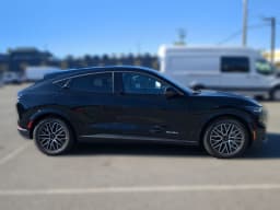 Ford Mustang Mach-E Premium RWD 2026 — side view