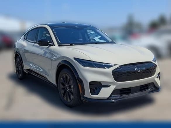 Ford Mustang Mach-E Premium RWD 2026 — side view
