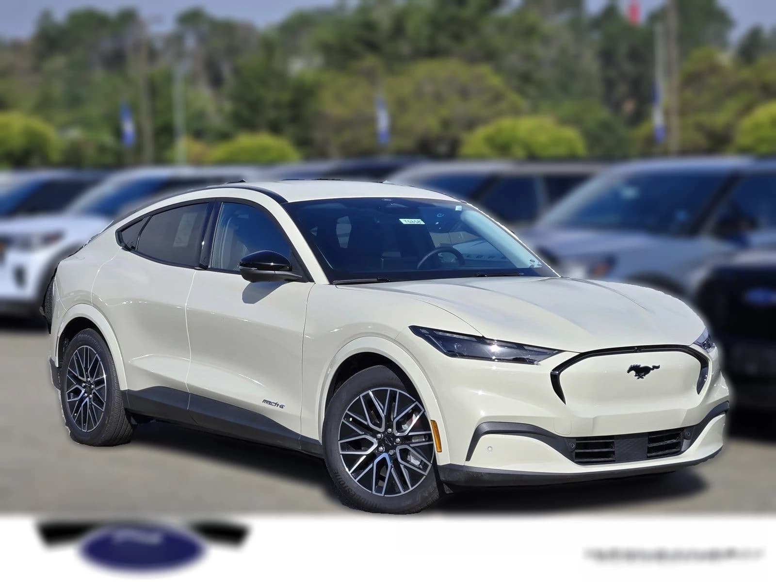 Ford Mustang Mach-E Premium RWD 2026 — side view