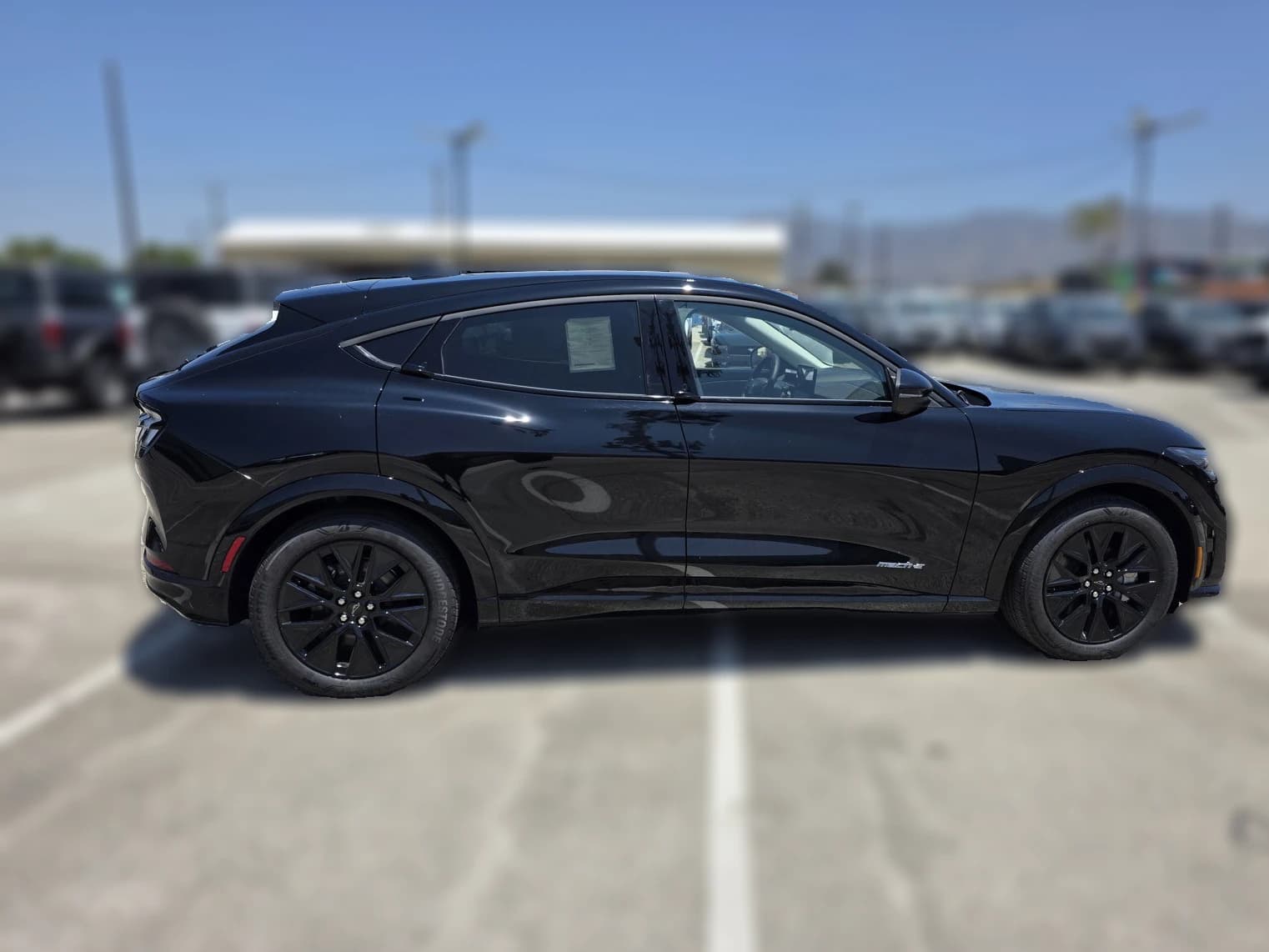 Ford Mustang Mach-E Premium RWD 2026 — side view