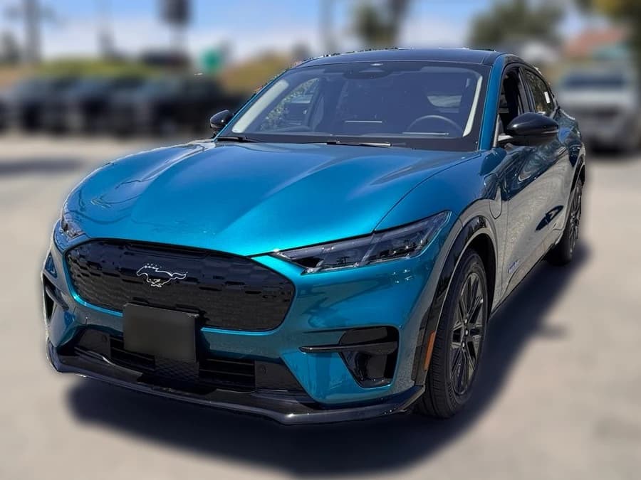 Ford Mustang Mach-E Premium RWD 2026 — side view