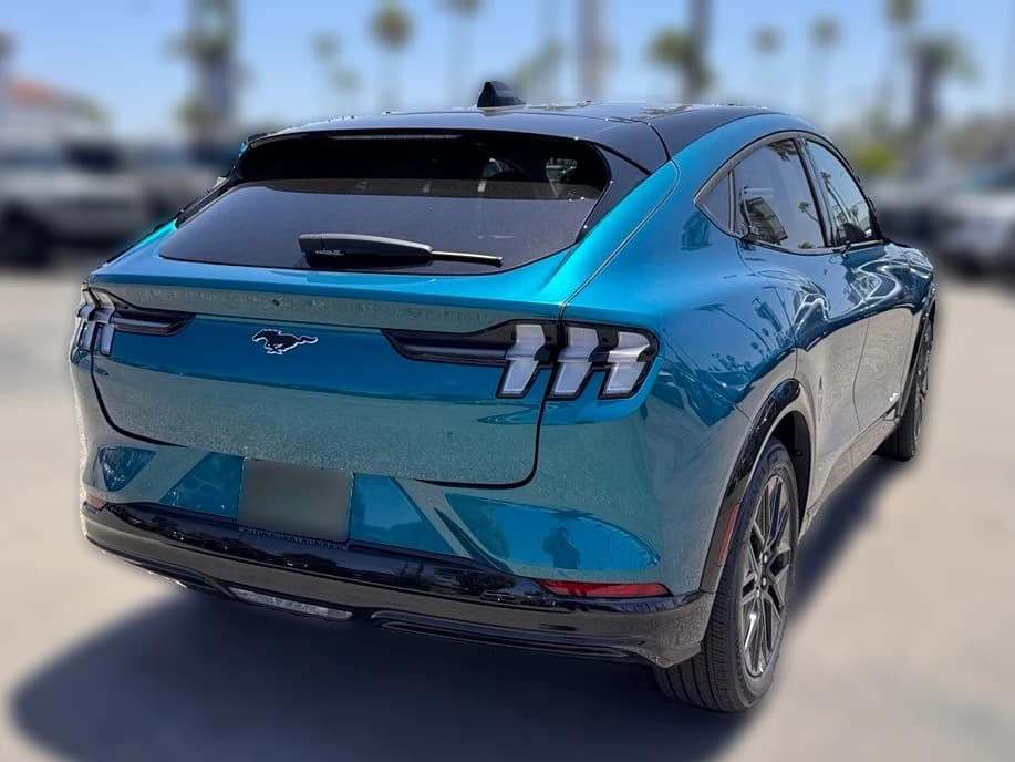 Ford Mustang Mach-E Premium RWD 2026 — side view