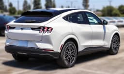 Ford Mustang Mach-E Premium RWD 2026 — side view