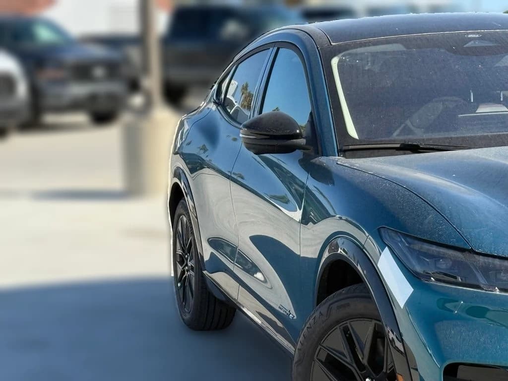 Ford Mustang Mach-E Premium RWD 2026 — side view