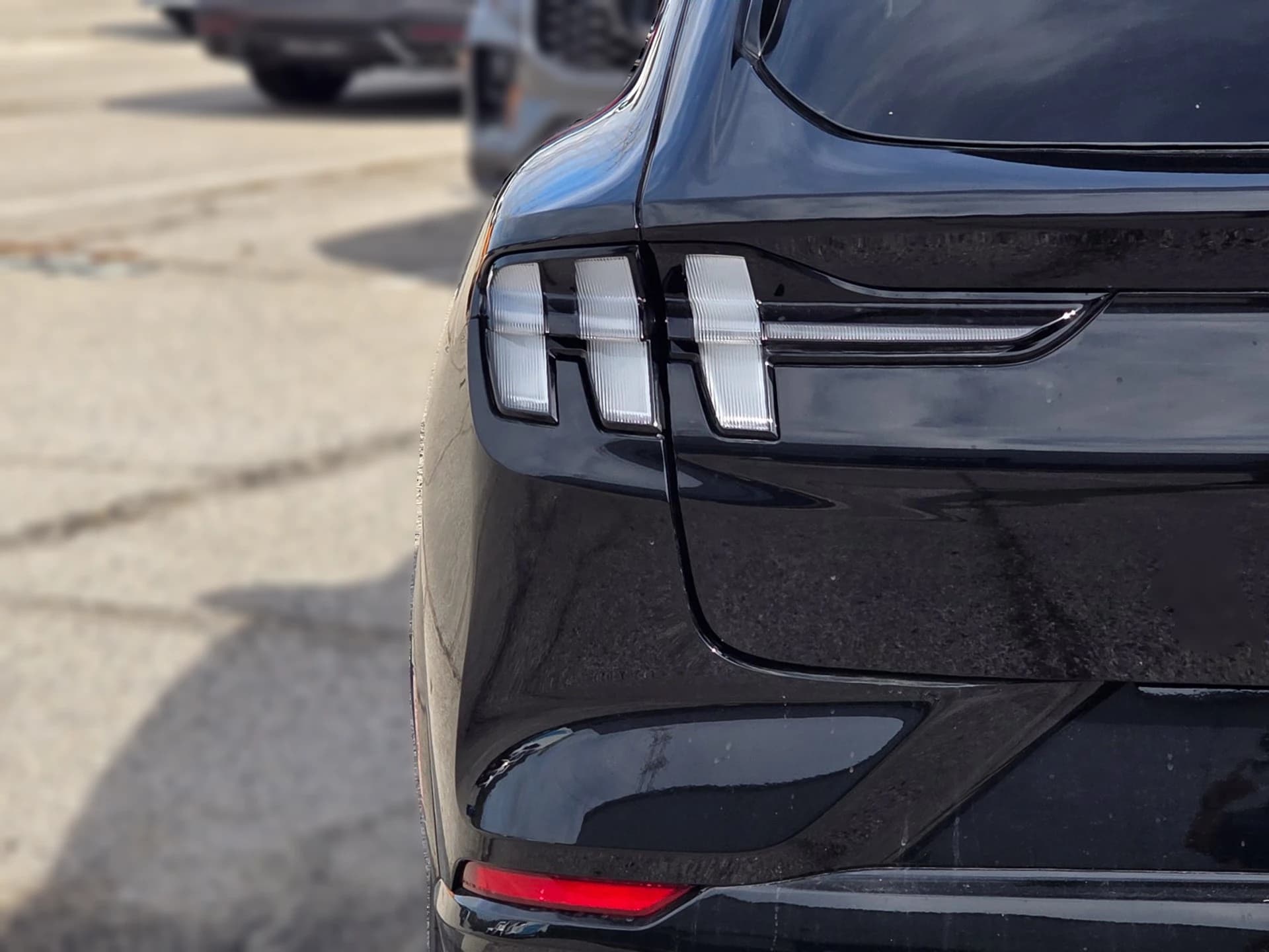 Ford Mustang Mach-E Premium RWD 2026 — side view