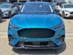 Ford Mustang Mach-E Premium RWD 2026 — side view