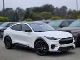 Ford Mustang Mach-E Premium RWD 2026 — side view
