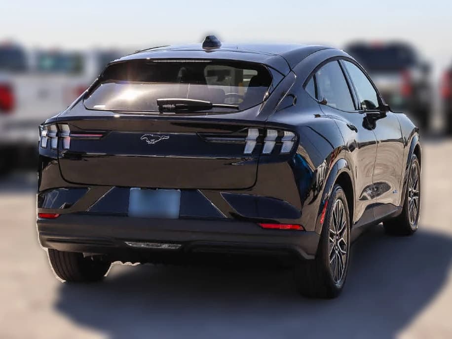 Ford Mustang Mach-E Premium RWD 2026 — side view