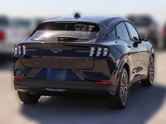 Ford Mustang Mach-E Premium RWD 2026 — side view